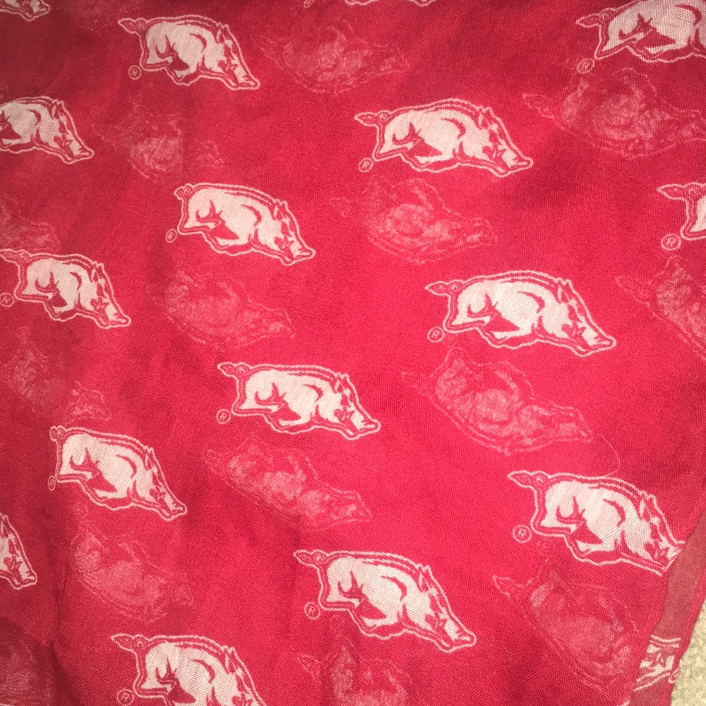 Arkansas Razorback scarf - Picture 3 of 3